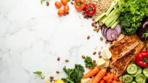 How to lose weight while eating out: A Complete Guide